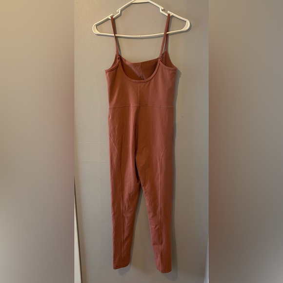Wilfred Free Divinity Warm Sienna Red Jumpsuit Women’s Size Small Athletic Yoga - Picture 4 of 8